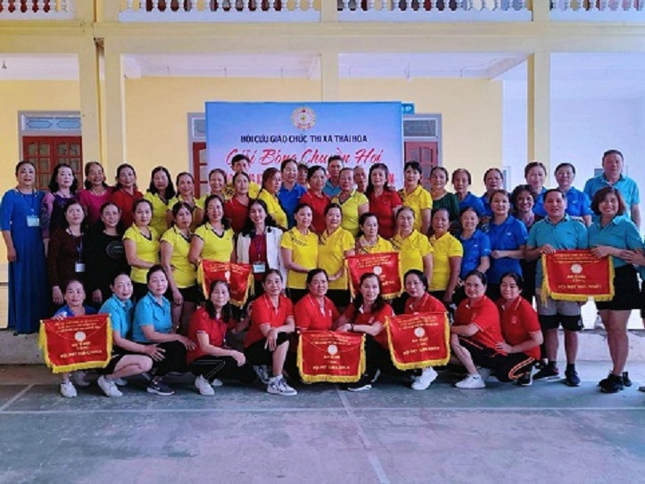 Hội Cựu giáo chức Nghệ An Sôi nổi các hoạt động chào mừng ngày Nhà giáo Việt Nam
