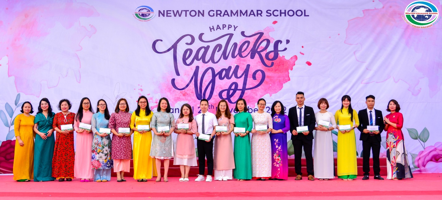 Trường Tiểu học I-Sắc Niu-Tơn "ơn Thầy Cô, chúng em xin nhớ mãi”