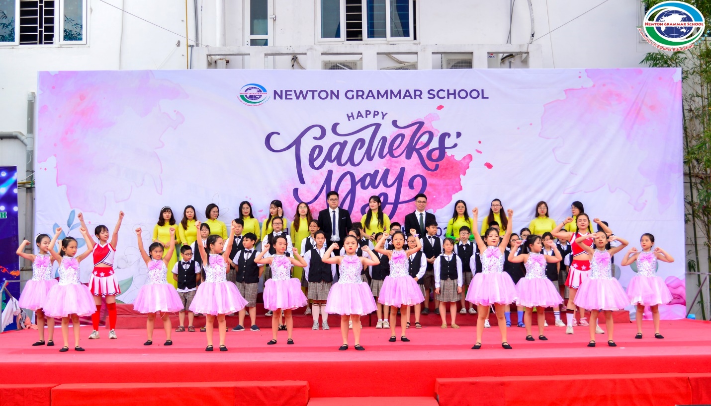 Trường Tiểu học I-Sắc Niu-Tơn "ơn Thầy Cô, chúng em xin nhớ mãi”