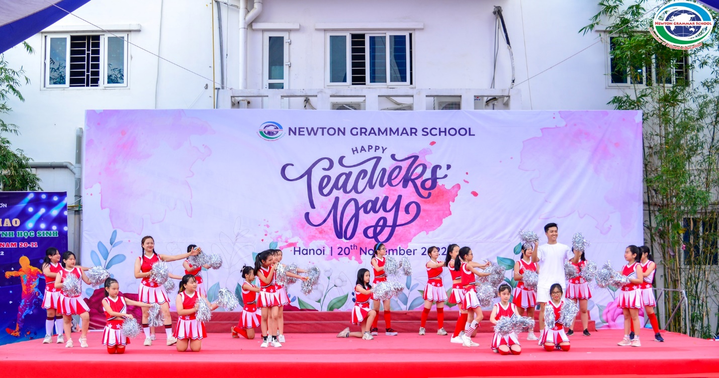 Trường Tiểu học I-Sắc Niu-Tơn "ơn Thầy Cô, chúng em xin nhớ mãi”