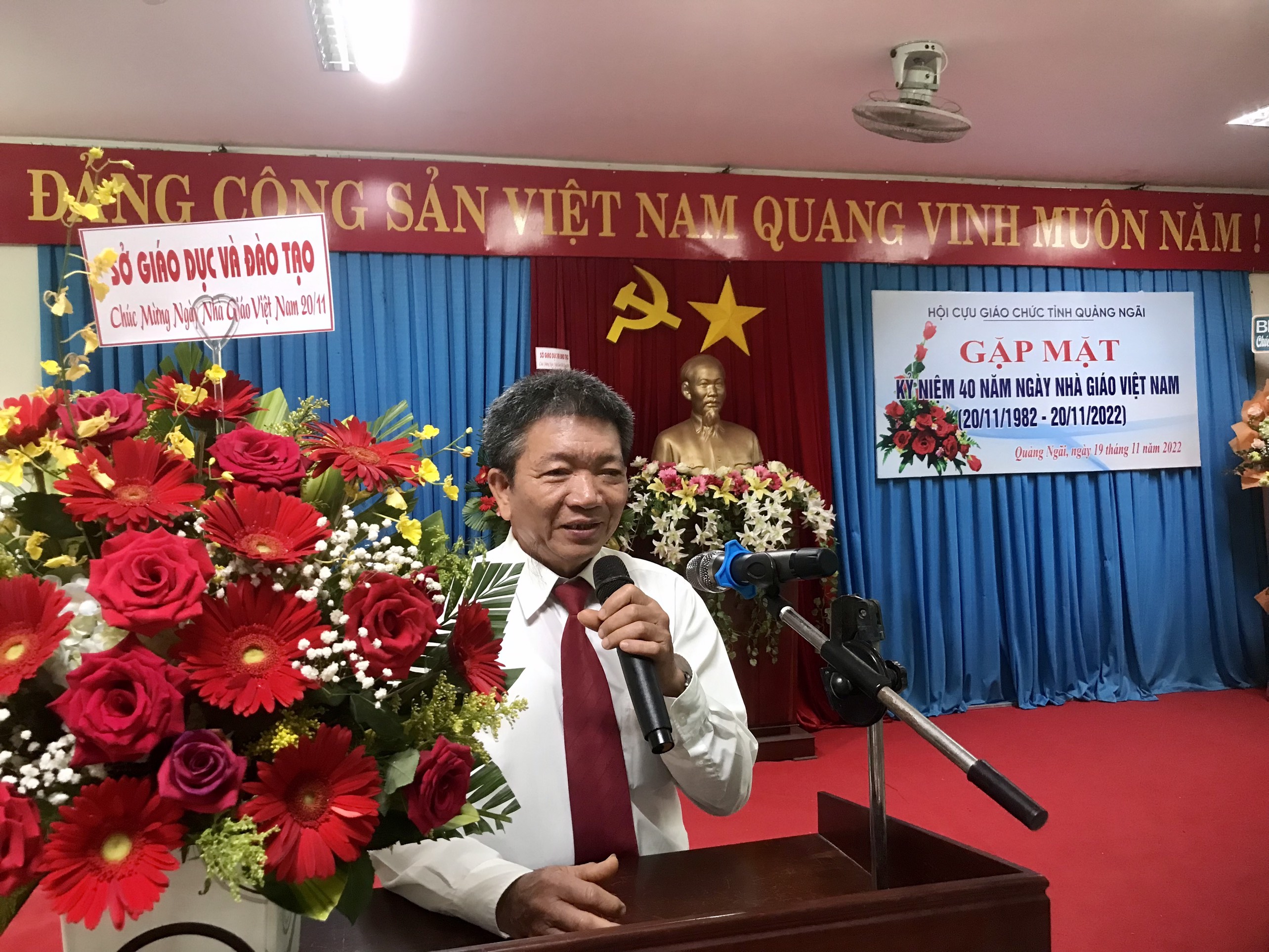 Hội CGC tỉnh Quảng Ngãi tổ chức gặp mặt chào mừng Kỷ niệm 40 năm ngày Nhà giáo Việt Nam