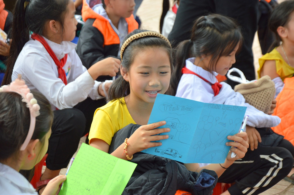 Trường học đi đầu: Giáo dục tình yêu thương đến với học trò còn nhiều khó khăn