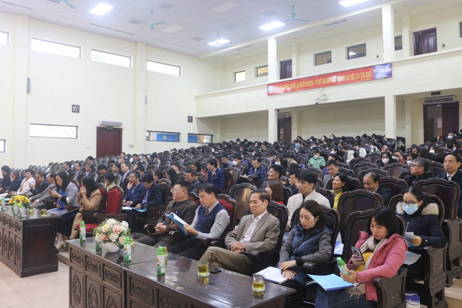 Hội nghị khoa học: Giáo dục toàn xã hội đáp ứng yêu cầu nâng cao và bảo vệ sức khỏe cho người dân.