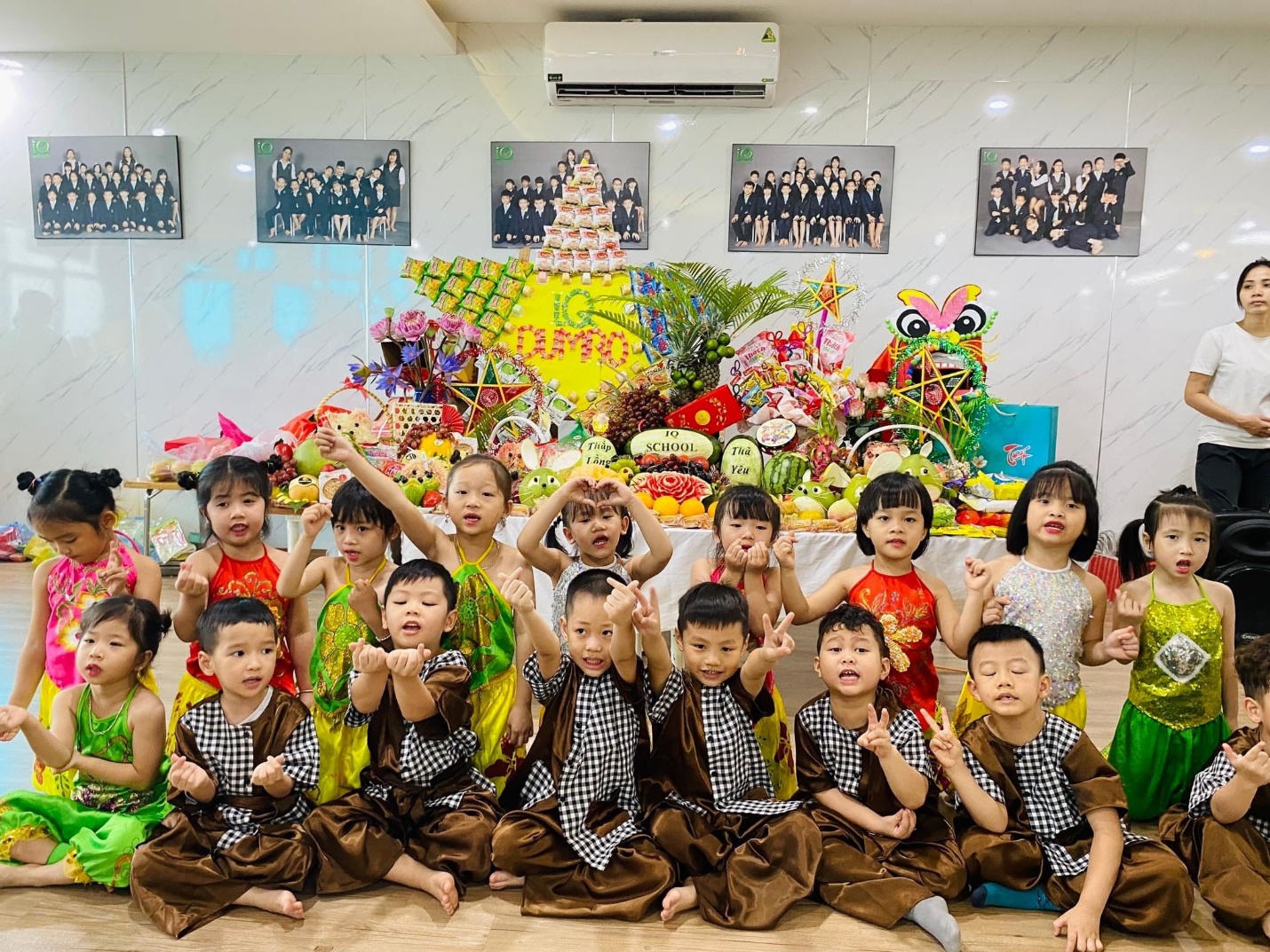 Trường Liên cấp quốc tế IqSchool tổ chức Ngày hội Trăng rằm 2023