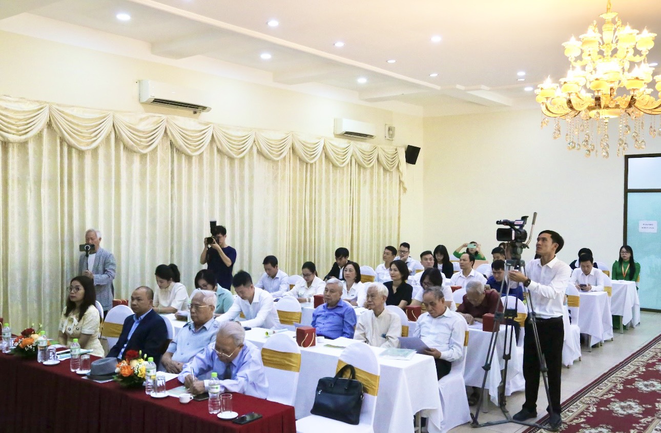 Kỷ niệm 01 năm ngày ra mắt Tạp chí Điện tử Giáo chức Việt Nam