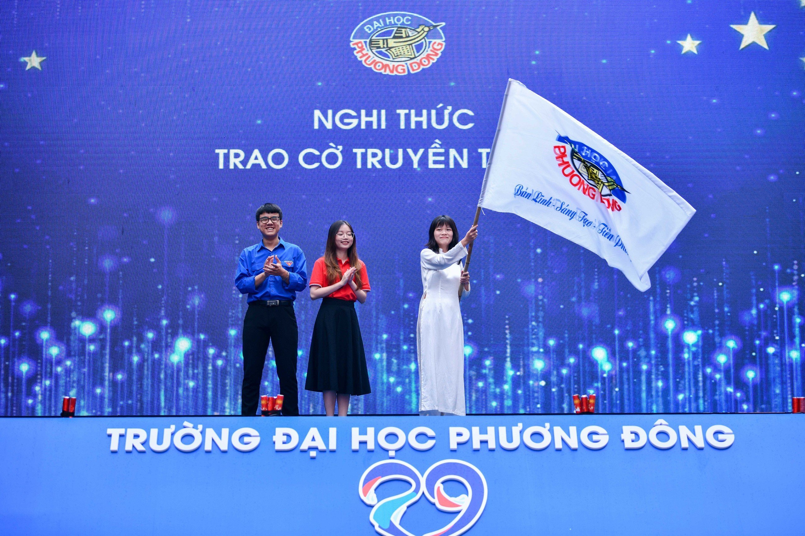 Trường ĐH Phương Đông: Hơn 2.400 tân sinh viên hào hứng trong lễ khai giảng