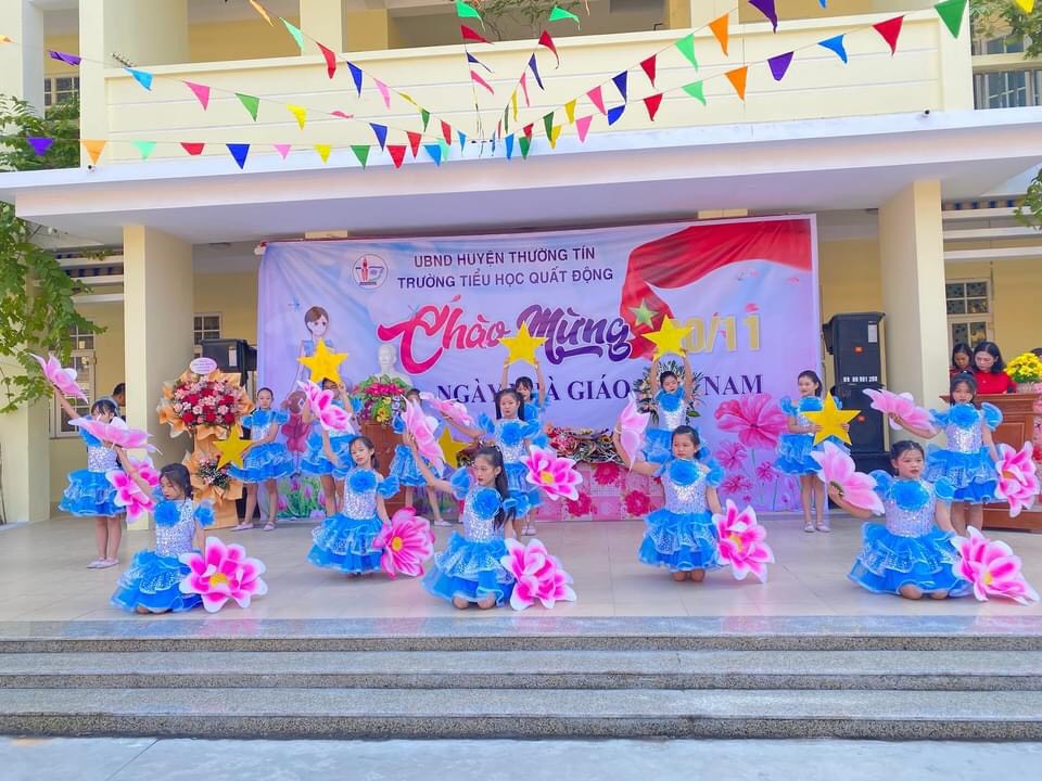 HUYỆN THƯỜNG TÍN THÀNH PHỐ HÀ NỘI BIỂU DƯƠNG THẦY CÔ GIÁO ĐƯỢC NHẬN PHẦN THƯỞNG CAO QUÝ CỦA BỘ TRƯỞNG BỘ GIÁO DỤC ĐÀO TẠO NHÂN NGÀY 20/11 – NGÀY NHÀ GIÁO VIỆT NAM