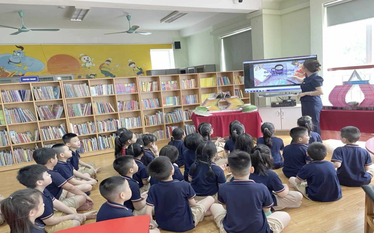 Xin đừng lãng quên những người làm thư viện