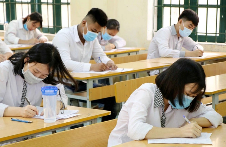 Từ 2025, thi tốt nghiệp THPT chỉ còn 4 môn, không bắt buộc thi Ngoại ngữ