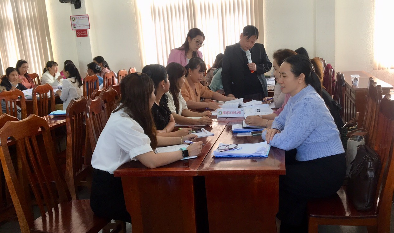 HỘI NGHỊ TẬP HUẤN GIÁO VIÊN MẦM NON TỈNH ĐỒNG THÁP