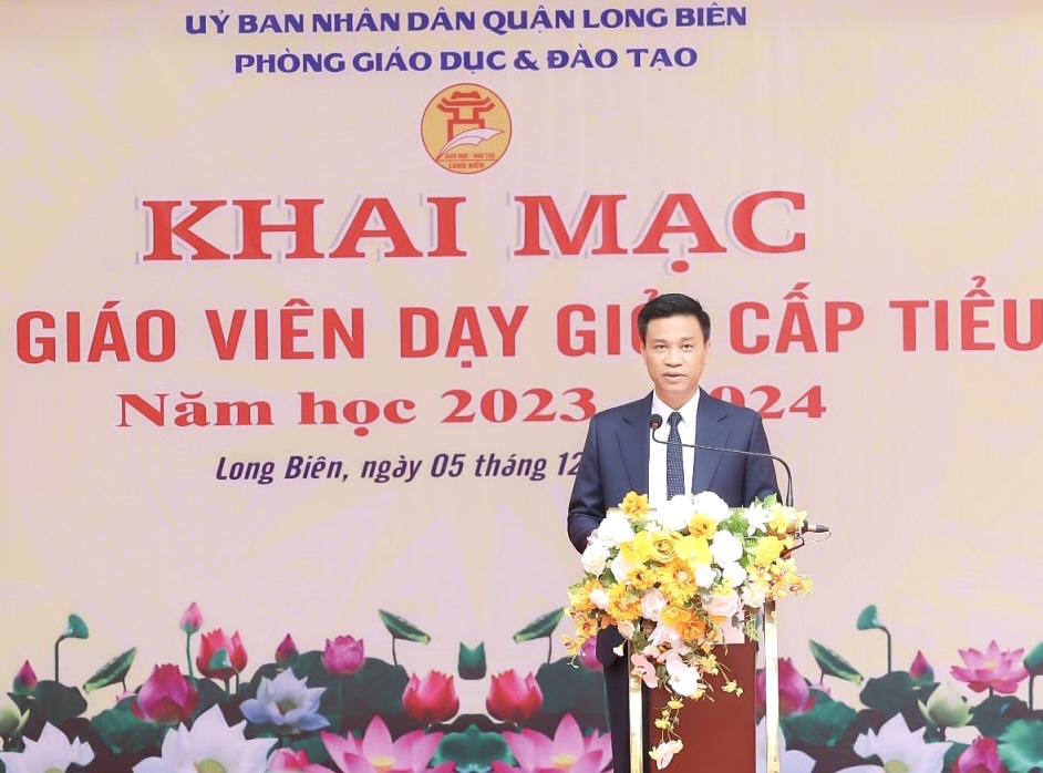 Phòng GD&ĐT quận Long Biên đã tổ chức “Khai mạc Hội thi Giáo viên dạy giỏi cấp Tiểu học năm học 2023-2024