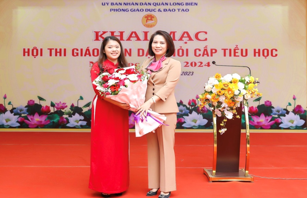 Phòng GD&ĐT quận Long Biên đã tổ chức “Khai mạc Hội thi Giáo viên dạy giỏi cấp Tiểu học năm học 2023-2024