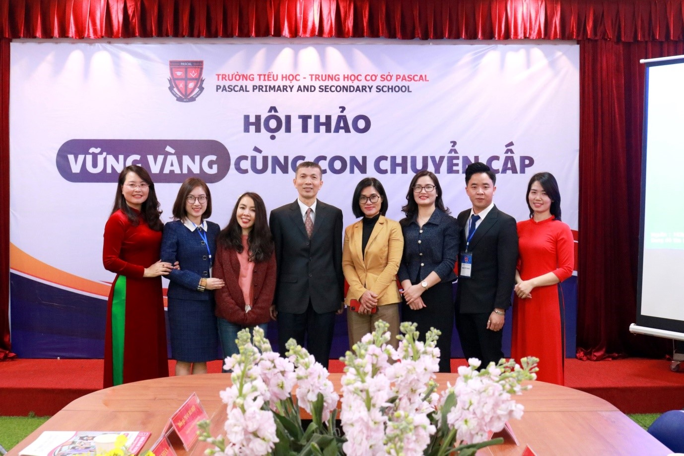 Chuẩn bị cho con vững vàng chuyển cấp học