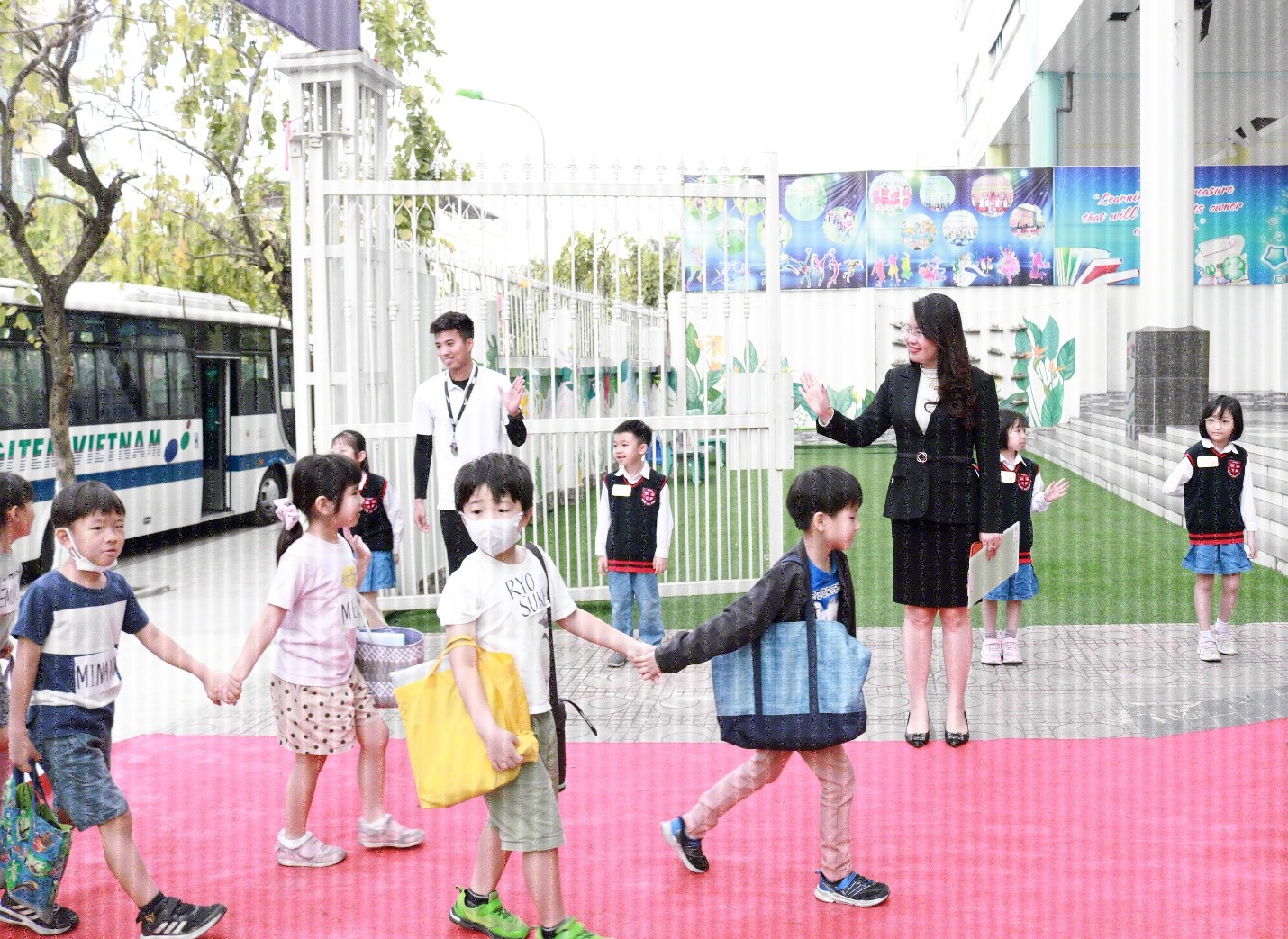 Giao lưu văn hóa học đường: Học sinh Pascal và Nhật Bản trải nghiệm đầy ấn tượng