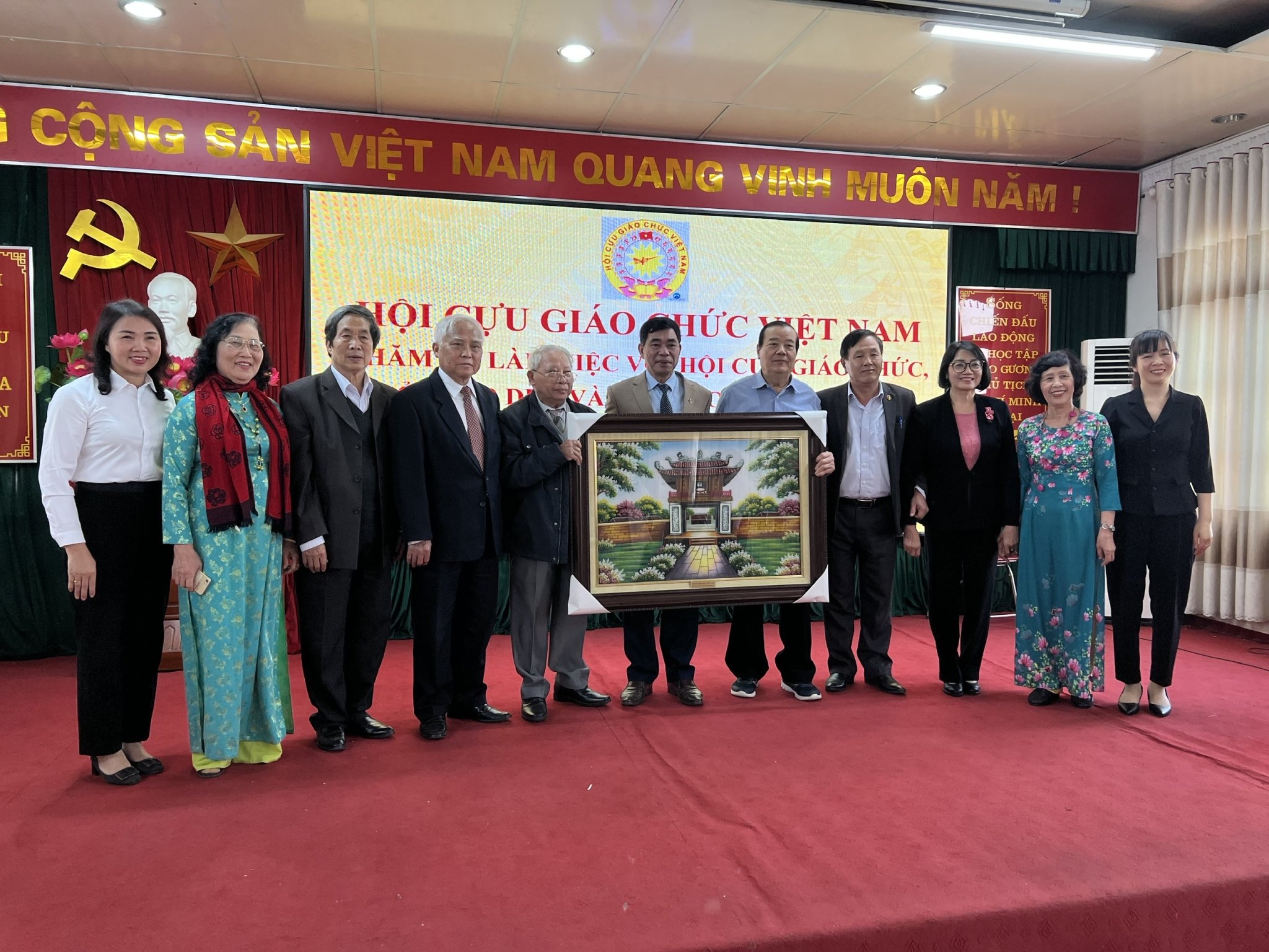 Hội CGC Việt Nam cùng Sở GD&ĐT Tuyên Quang và Hội CGC tỉnh Tuyên Quang làm việc nhân dịp kỷ niệm 62 năm ngày Bác Hồ về thăm Tuyên Quang: Một sự kiện ý nghĩa