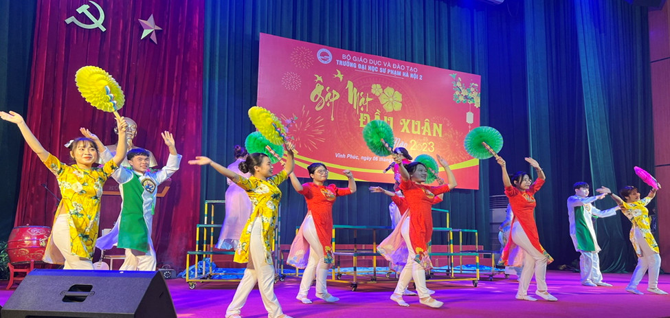Chuyển đổi số tiến tới đại học đa ngành lấy nhóm ngành sư phạm làm chủ đạo là 2 nhiệm vụ lớn nhân buổi Gặp gỡ đầu xuân