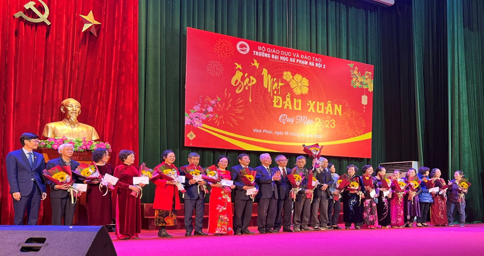 Chuyển đổi số tiến tới đại học đa ngành lấy nhóm ngành sư phạm làm chủ đạo là 2 nhiệm vụ lớn nhân buổi Gặp gỡ đầu xuân