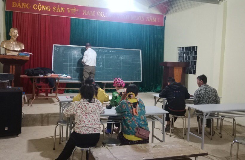 Cần thêm nguồn lực để hỗ trợ xóa mù chữ ở vùng khó
