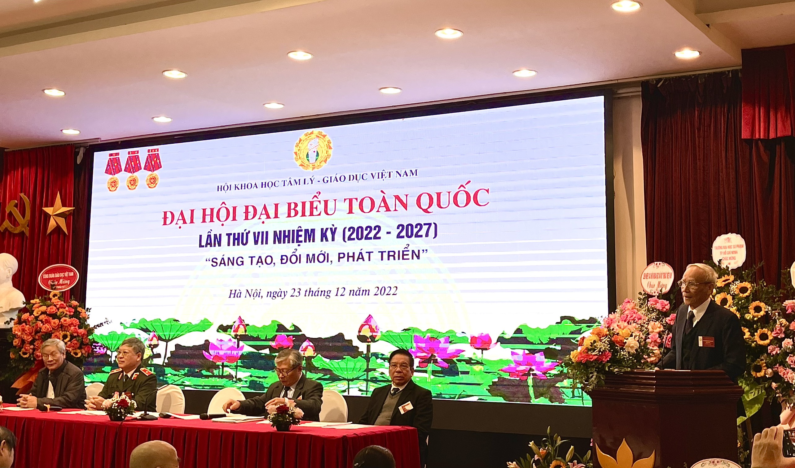 Hội KH Tâm lý-Giáo dục VN: Đại hội lần thứ VII thành công rực rỡ