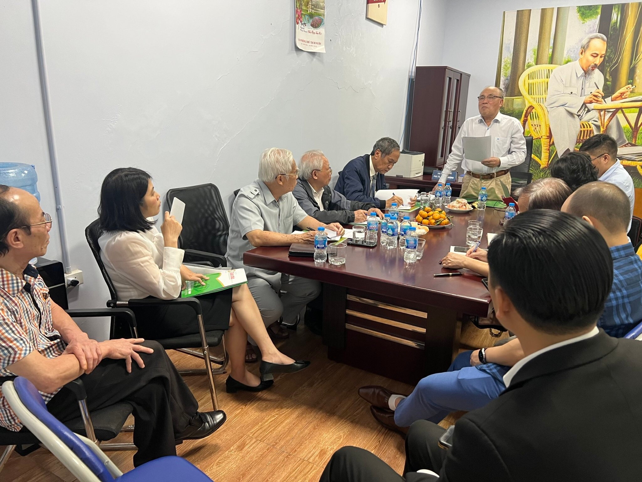 Thường trực Trung ương Hội Cựu giáo chức Việt Nam thăm và làm việc với Tạp chí giáo chức Việt Nam