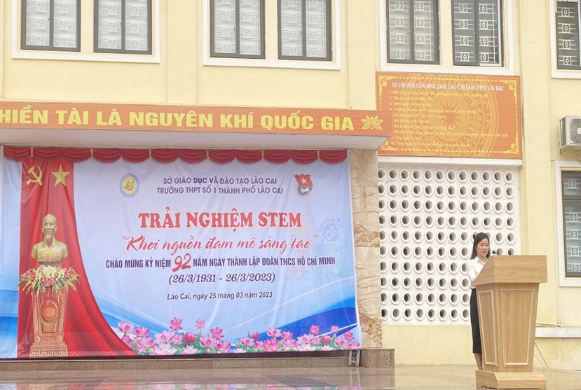 Trải nghiệm Stem “khơi nguồn đam mê sáng tạo” trường THPT số 1 Tp Lào Cai
