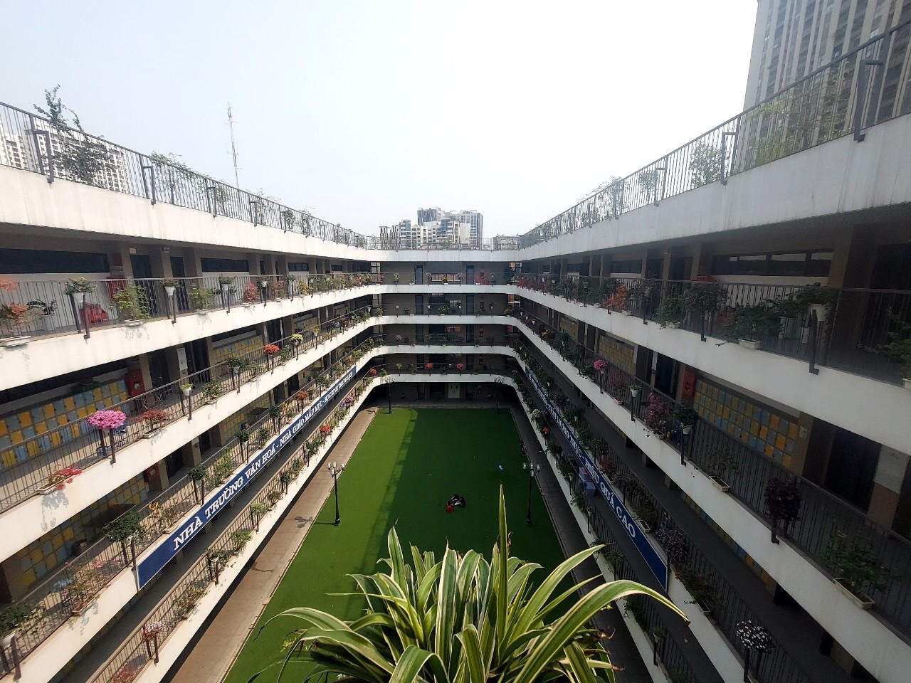 Trường học là ngôi nhà thứ hai của các em học sinh thân yêu
