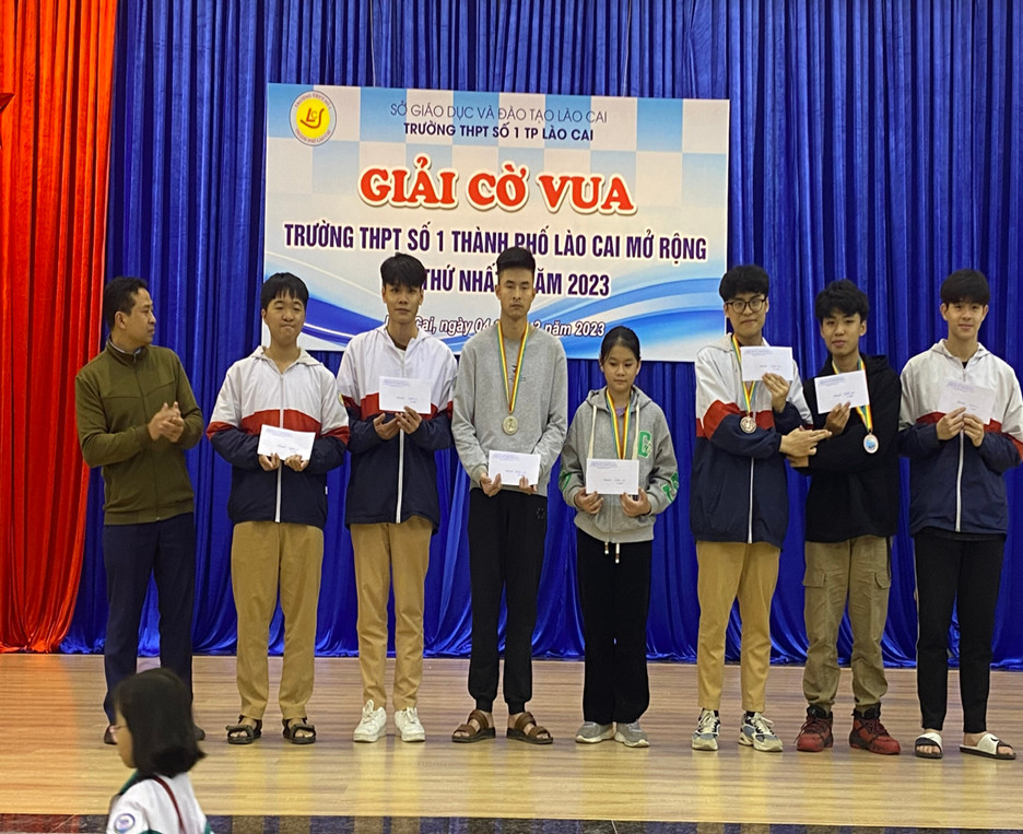 Trường THPT số 1 Tp Lào Cai tổ chức thành công Giải Cờ Vua mở rộng lần thứ nhất