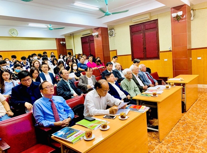 Tọa đàm khoa học: “Thi tốt nghiệp theo Chương trình GDPT 2018 - Góc nhìn từ cơ sở”