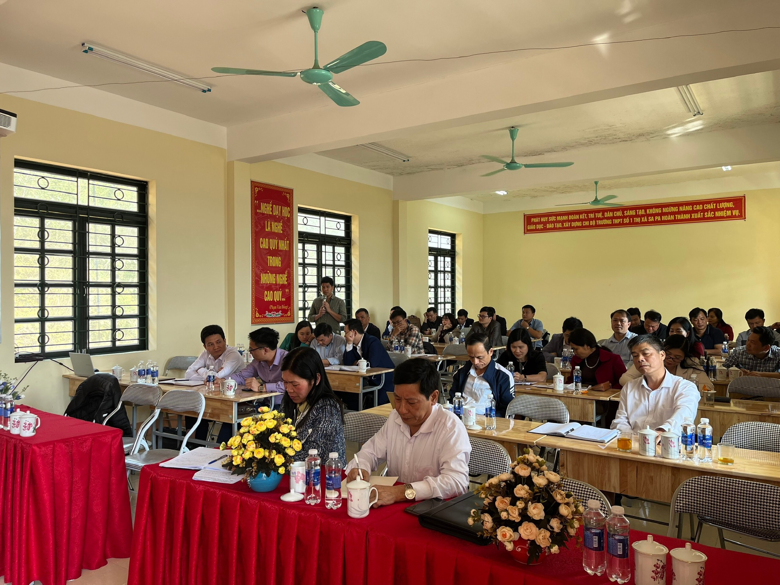 CLB Hiệu trưởng 36 trường THPT tỉnh Lào Cai giao lưu gặp mặt cùng Sở GD&ĐT Lào Cai