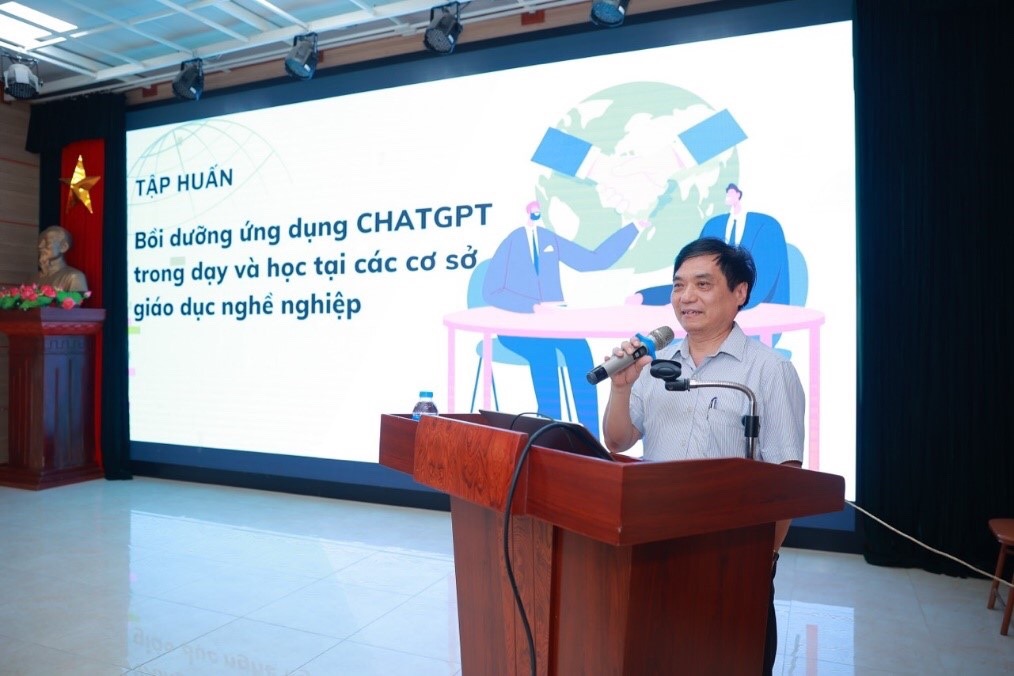 Tập huấn: “Bồi dưỡng ứng dụng ChatGPT trong dạy và học tại các cơ sở giáo dục nghề nghiệp”