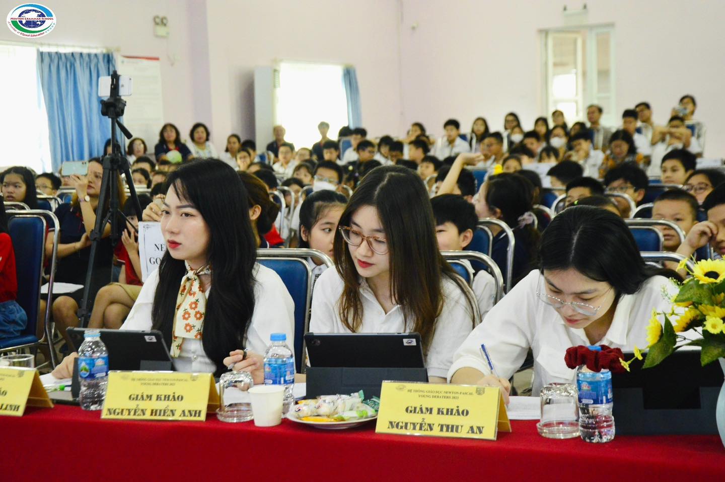 Young Debaters 2023: Sân chơi tranh biện đầy kịch tính