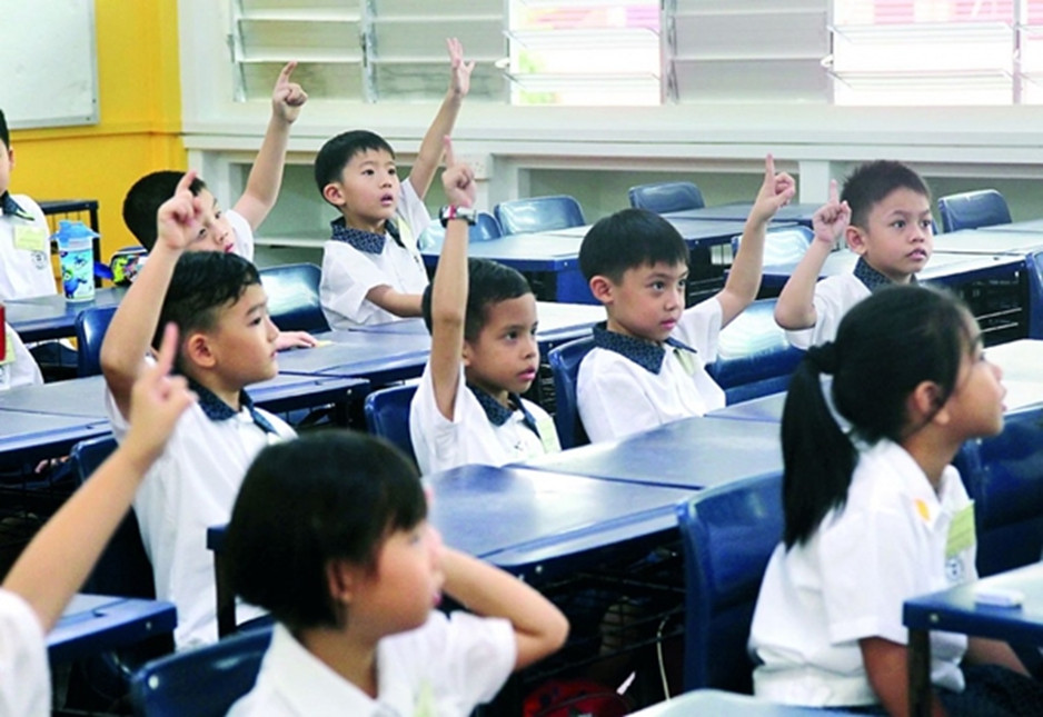 Chính sách giáo dục bắt buộc Ở một số nước Đông Nam Á và Châu Âu, Châu Mỹ
