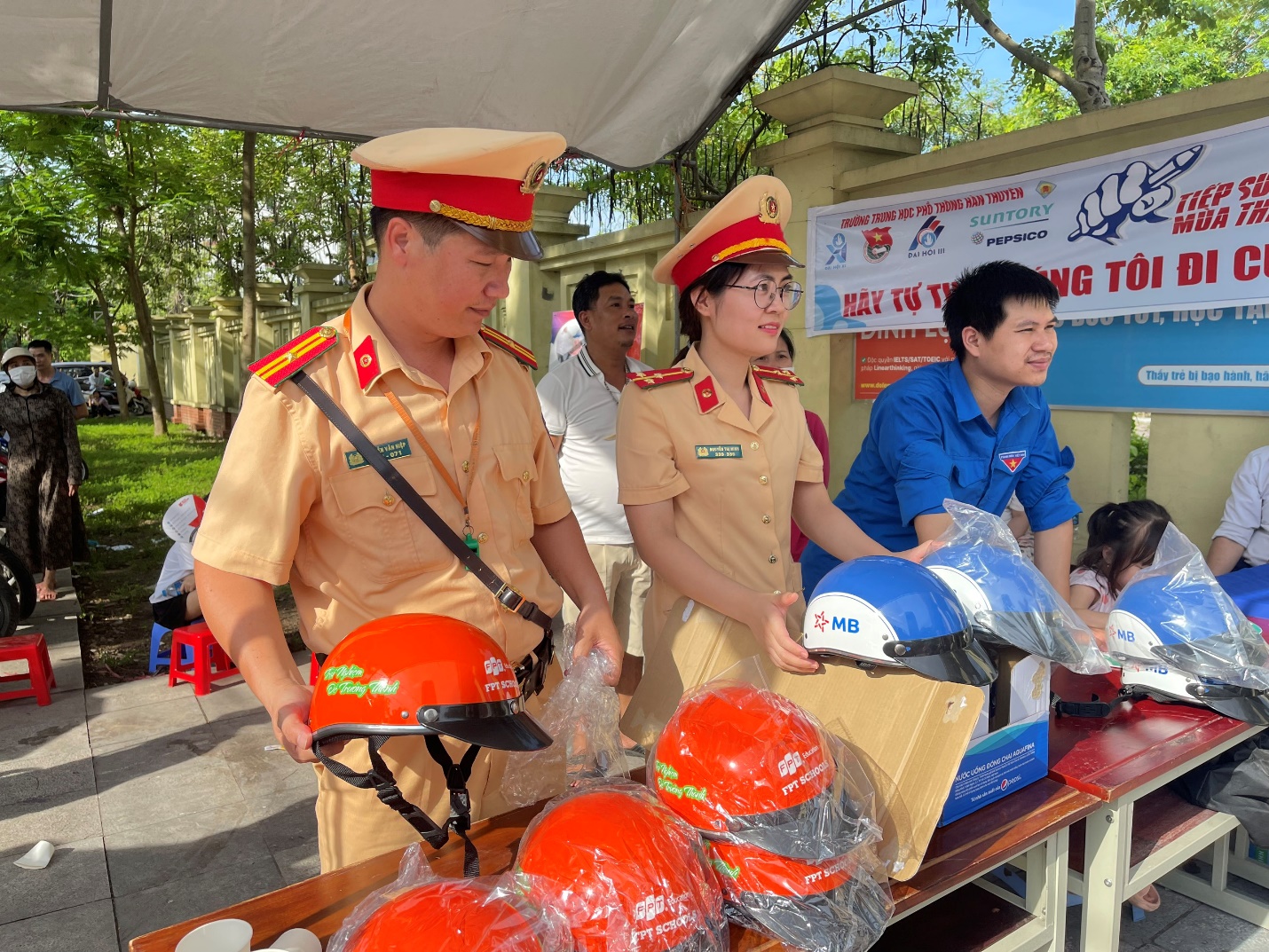 Bắc Ninh: Phòng CSGT Công an tỉnh Bắc Ninh tăng cường công tác đảm bảo TTATGT trong kỳ thi tốt nghiệp THPT 2023