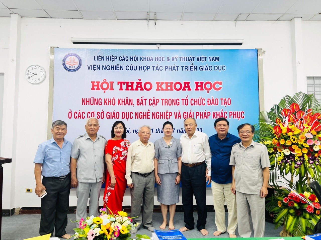 NHỮNG KHÓ KHĂN BẤT CẬP TRONG TỔ CHỨC ĐÀO TẠO TẠI CÁC CƠ SỞ GIÁO DỤC NGHỀ NGHIỆP Ở VIỆT NAM HIỆN NAY