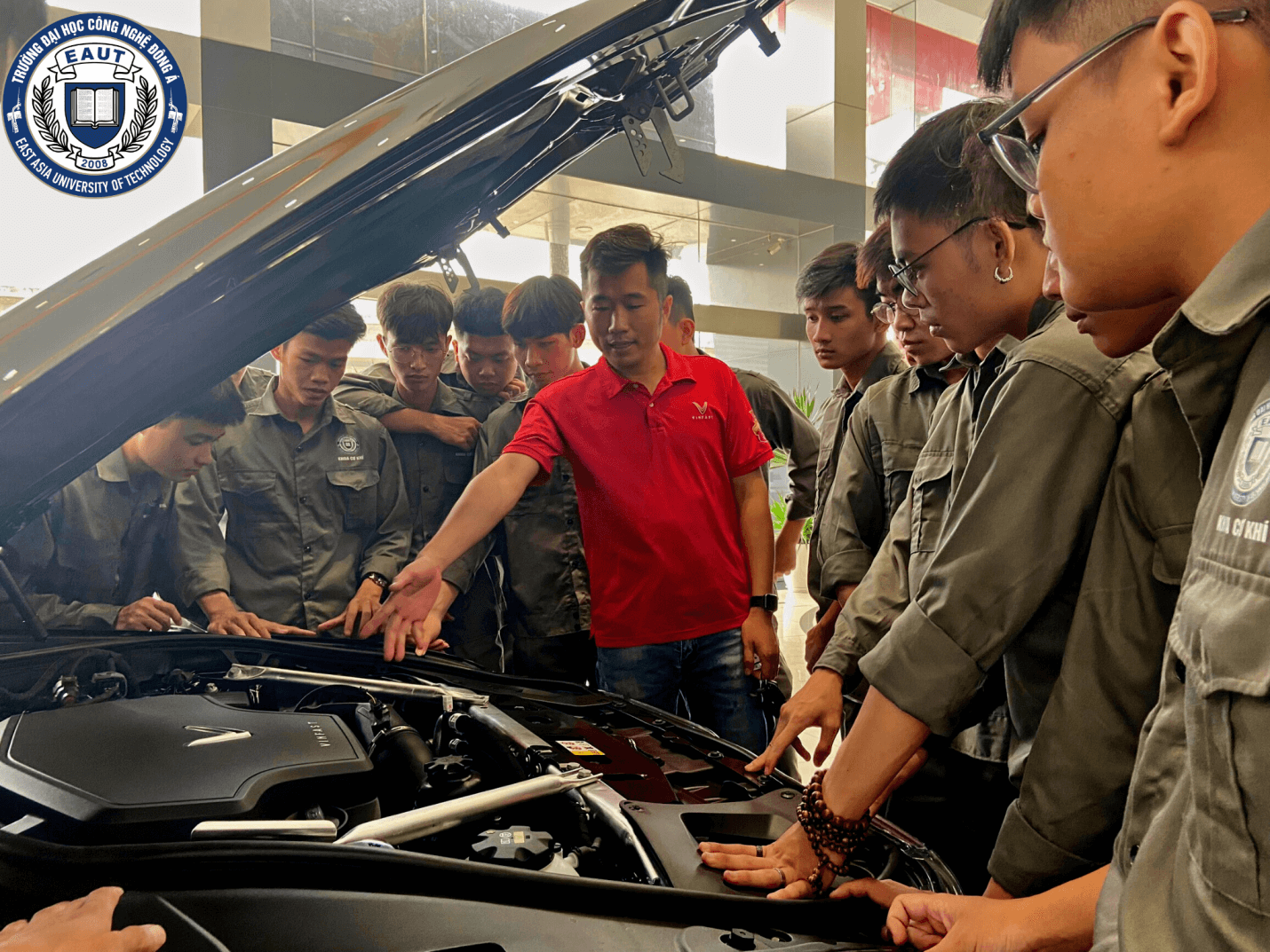 Xu hướng học thực hành ứng dụng và kết nối doanh nghiệp tạo đầu ra cho sinh viên Tại Trường Đại học Công nghệ Đông Á