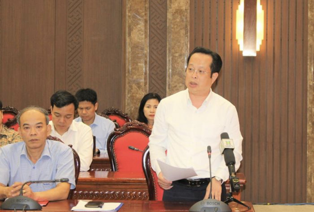 Tiếp tục đào tạo và bồi dưỡng nguồn học sinh ưu tú giới thiệu kết nạp Đảng