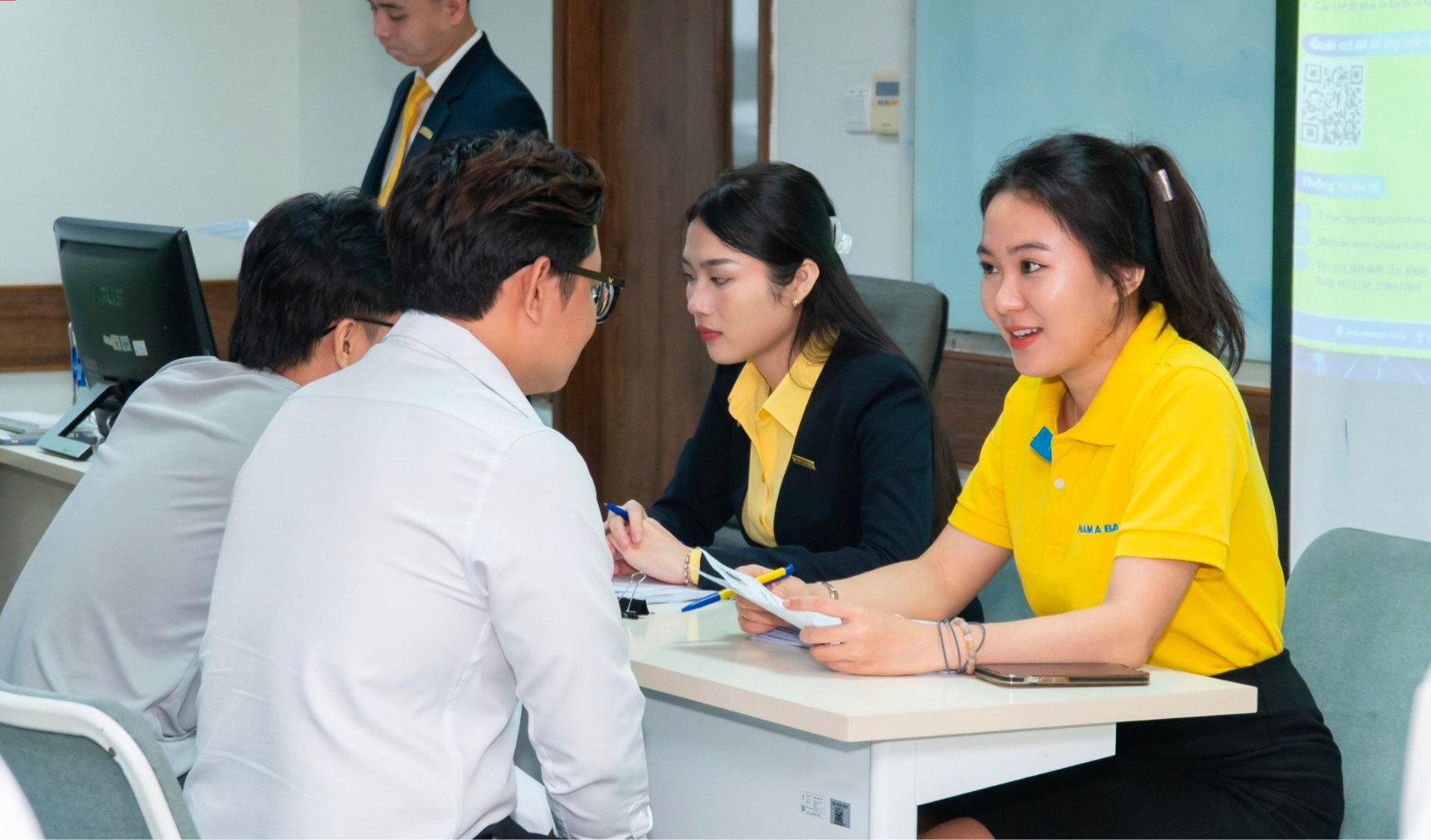 Cơ sở giáo dục nghề nghiệp nên được cấp phép dạy văn hóa cấp THPT