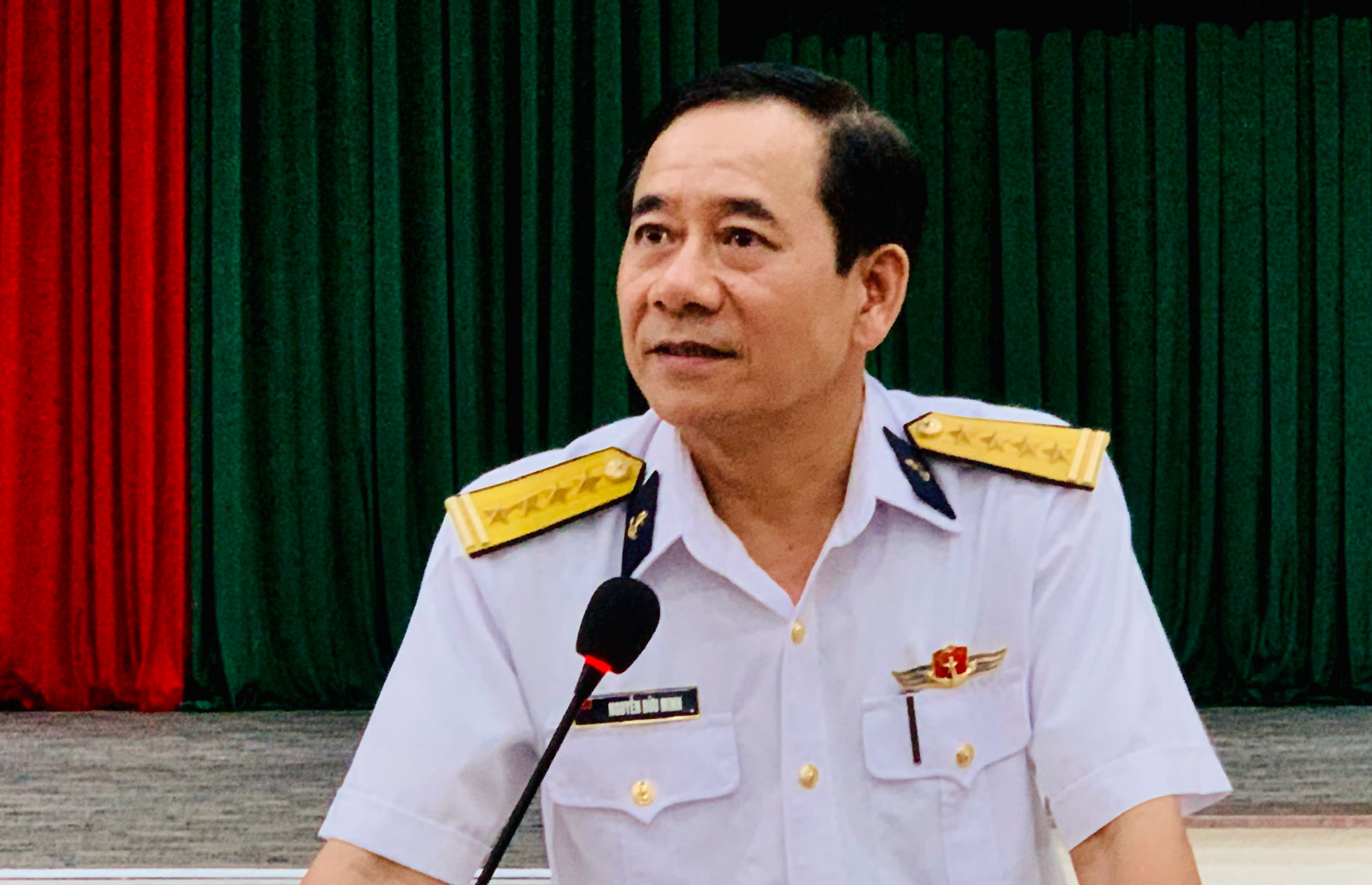 Gặp mặt chúc mừng đoàn báo chí, nghệ sĩ đi thăm, chúc Tết huyện đảo Trường Sa