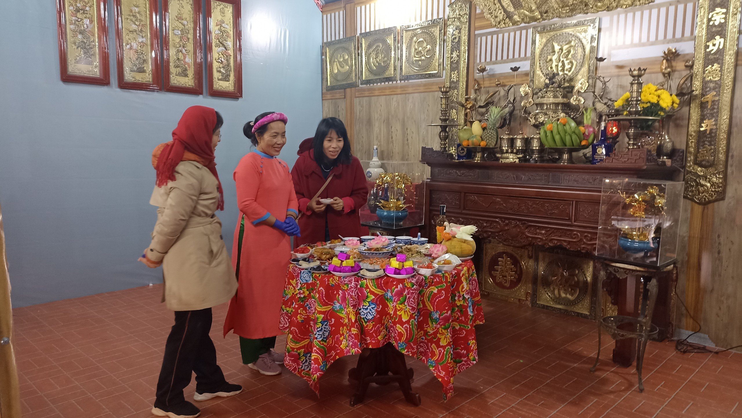 Tết Việt ấm áp, yêu thương, sum vầy bên gia đình