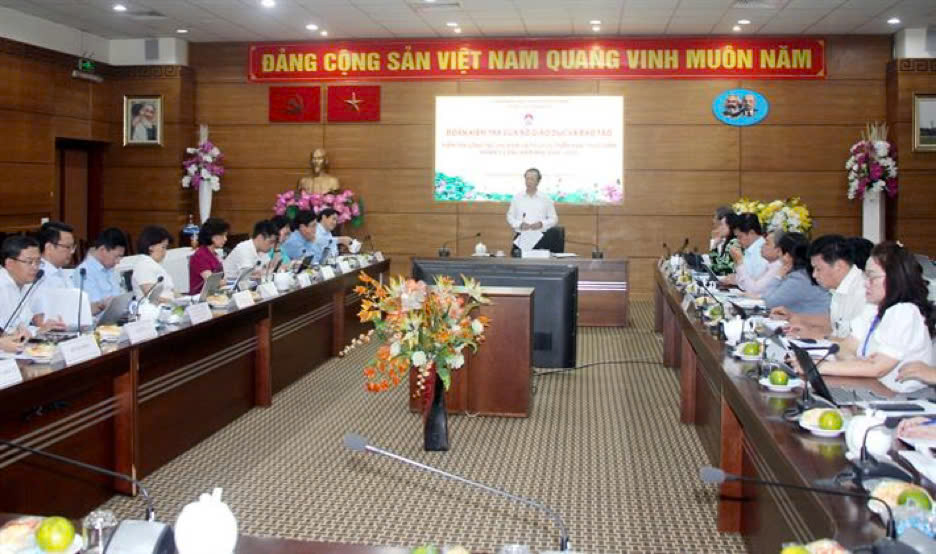 Bộ GD&ĐT thực hiện kiểm tra công tác đầu năm học