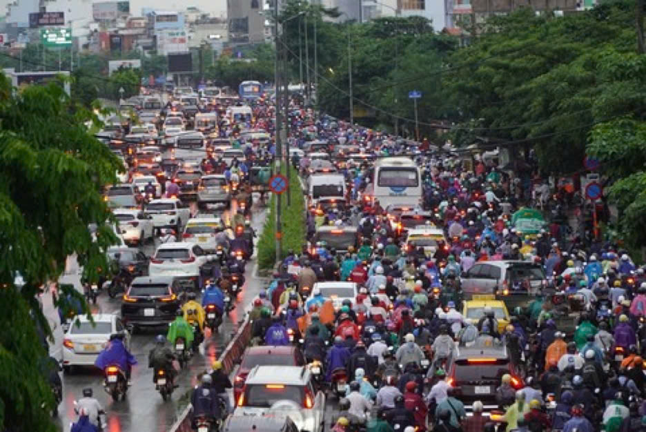 Cấm xe cơ giới lưu thông trong khu vực trường học tại TP. Hồ Chí Minh