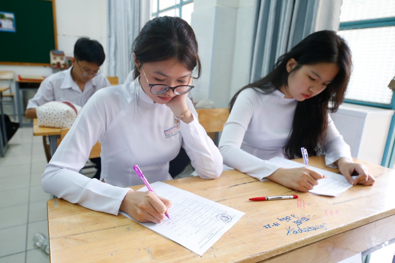 Dự thảo Thông tư ban hành Quy chế tuyển sinh THCS và tuyển sinh THPT