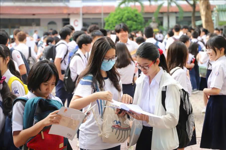 Bộ GD&ĐT: Dự kiến thống nhất quy định thi vào lớp 10