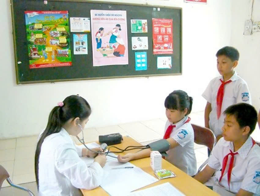 Hà Nội đưa công tác Y tế trường học vào chỉ tiêu đánh giá thi đua hàng năm