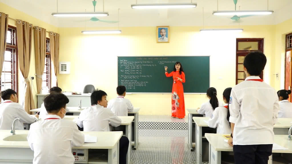 Đề xuất cấm giáo viên gian lận kết quả đánh giá học sinh trong Dự thảo Luật Nhà giáo