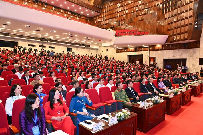 Hà Nội: Trao tặng danh hiệu Nhà giáo nhân dân, Nhà giáo ưu tú năm 2024