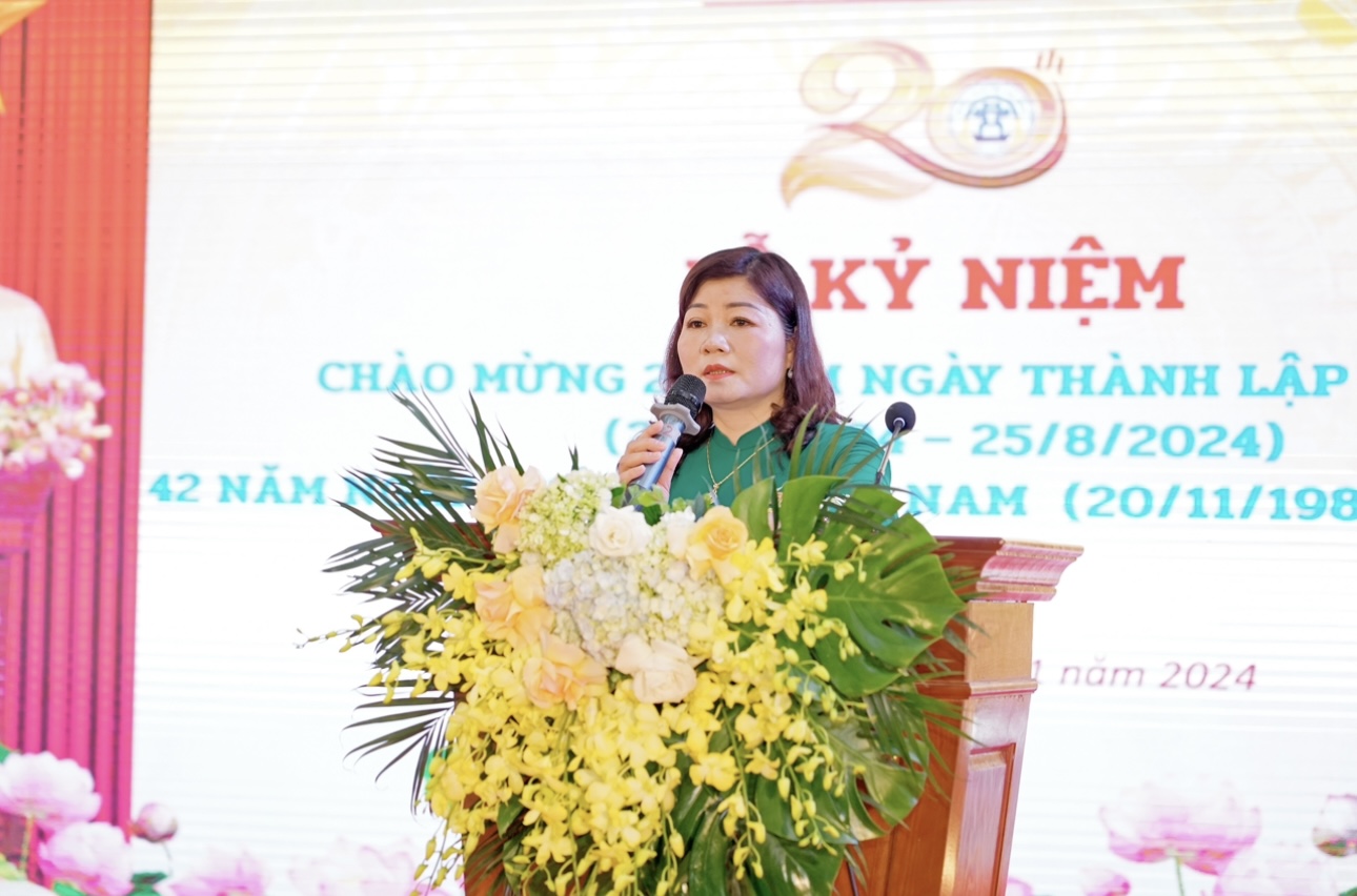 Lễ kỷ niệm 20 năm thành lập trường THPT Thượng Cát và đón nhận Bằng khen của Bộ GD&ĐT