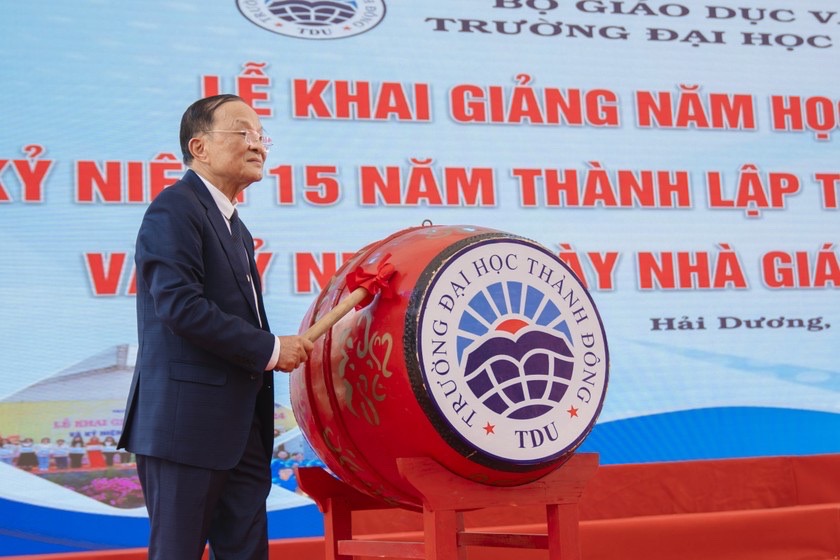 TRƯỜNG ĐẠI HỌC THÀNH ĐÔNG: KHAI GIẢNG NĂM HỌC 2024-2025, KỶ NIỆM 15 NĂM THÀNH LẬP TRƯỜNG VÀ CHÀO MỪNG NGÀY NHÀ GIÁO VIỆT NAM 20/11