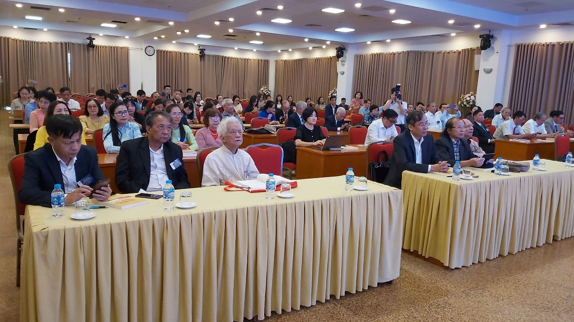 ĐÃI NGỘ, CẢI THIỆN MỨC SỐNG, NÂNG CAO TRÌNH ĐỘ, CHẤT LƯỢNG ĐỘI NGŨ NHÀ GIÁO