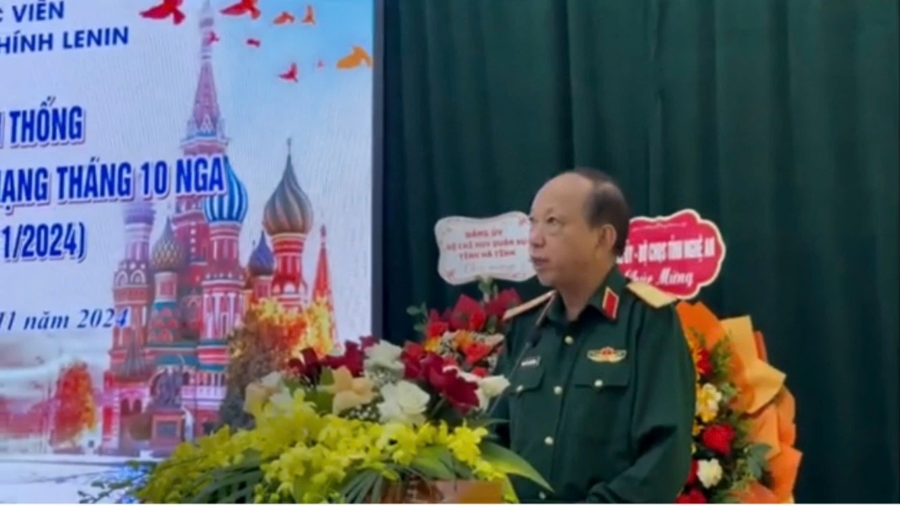 HỘI CỰU HỌC VIÊN HỌC VIỆN QUÂN CHÍNH LÊ NIN GẶP MẶT TRUYỀN THỐNG VÀ KỶ NIỆM 107 NĂM CÁCH MẠNG THÁNG MƯỜI NGA (7/11/1917 – 17/11/2024)